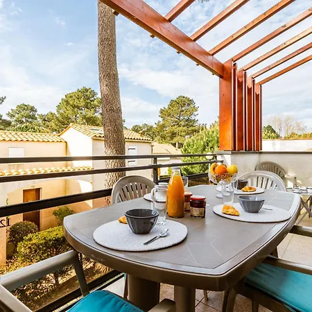 Hameau De Talaris-17 By Interhome Daire